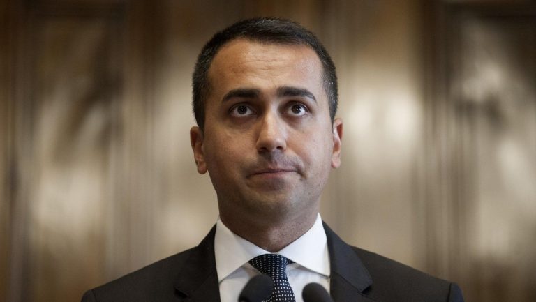 Sondaggi politici oggi m5s