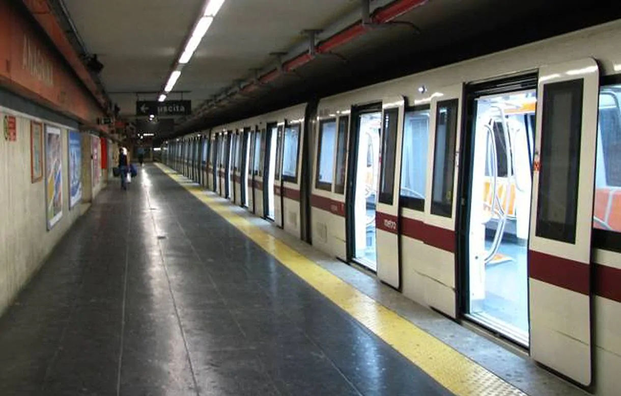 studente-disabile-bloccato-metro