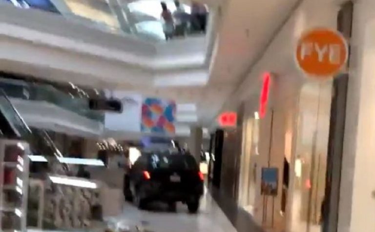 suv centro commerciale