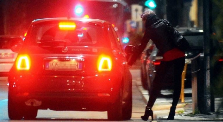 tratta di essere umani e prostituzione