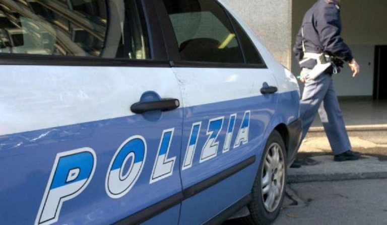 Vende le figlie per nozze arrestato