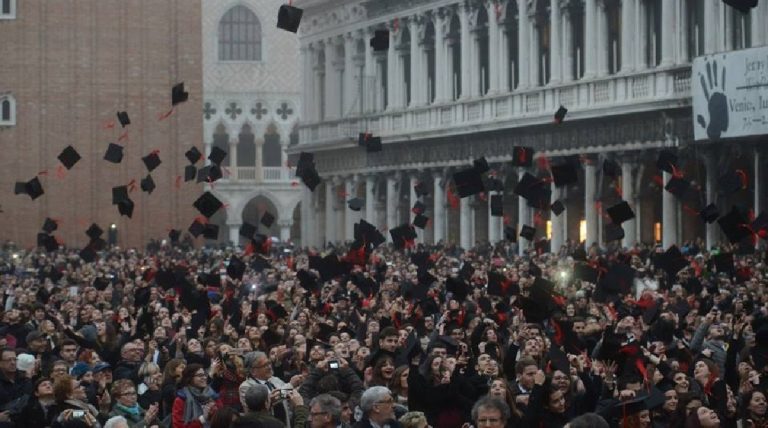bandi di concorsi nella pubblica amministrazione per i neolaureati
