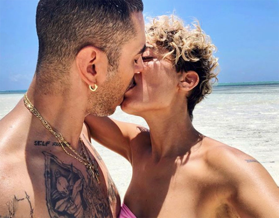 bacio elodie marracash