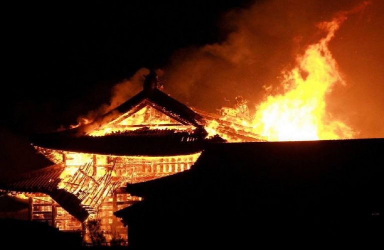 incendio castello