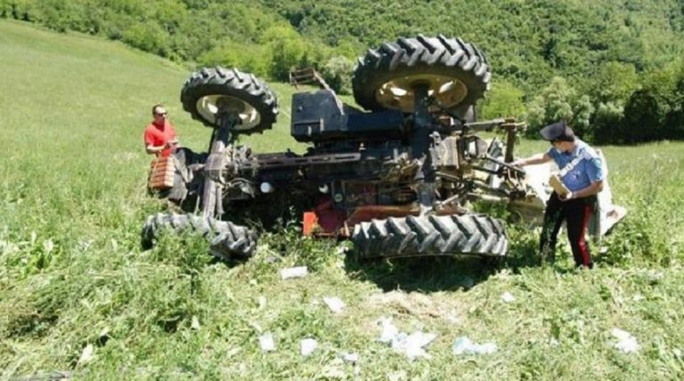incidente lavoro trattore
