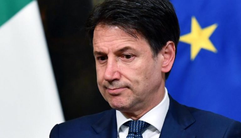 Conte cattedra Le Iene