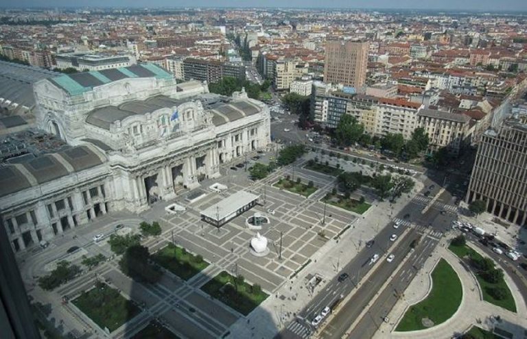 mercato centrale milano apertura