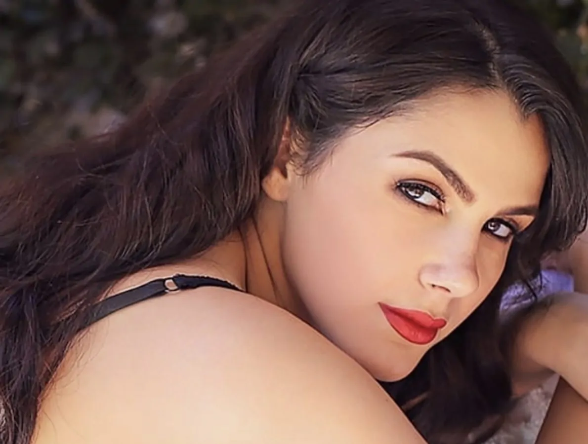 Valentina Nappi senza veli: la foto