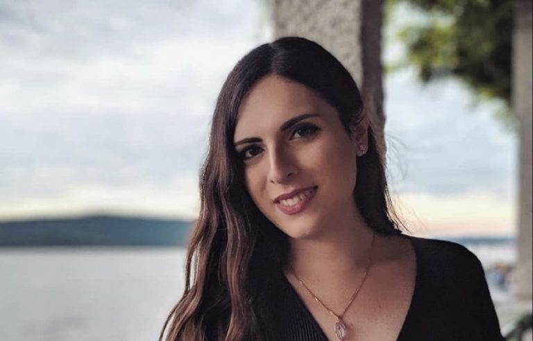 professoressa licenziata roma