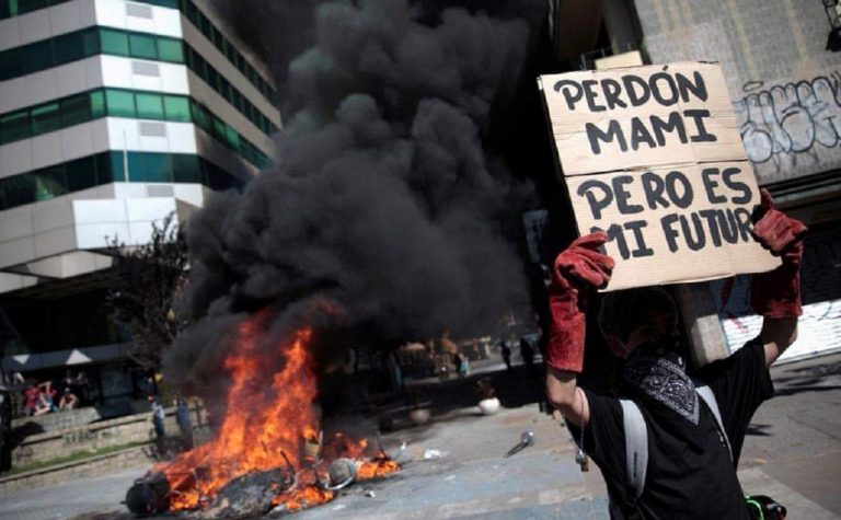 proteste in cile manifestanti