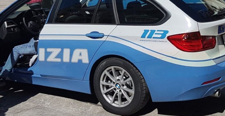 spacciatore ingoia cocaina