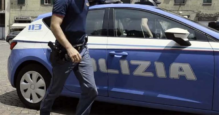 suicidio salerno maestra