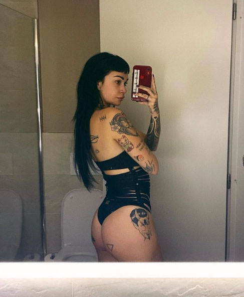 valentina dallari senza veli