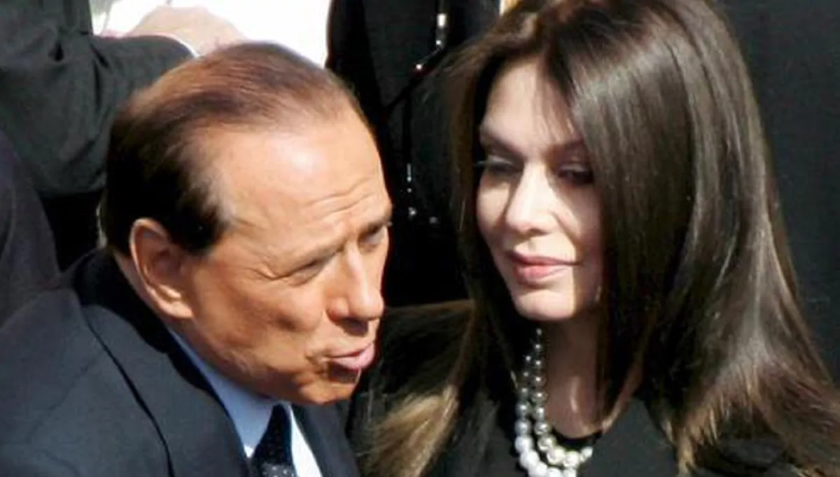 Veronica Lario contro Berlusconi
