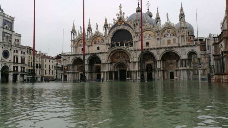 acqua alta venezia
