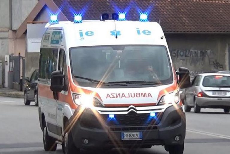 bambino travolto auto varese