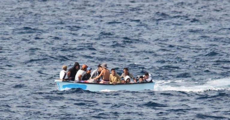 bimba migrante salvata
