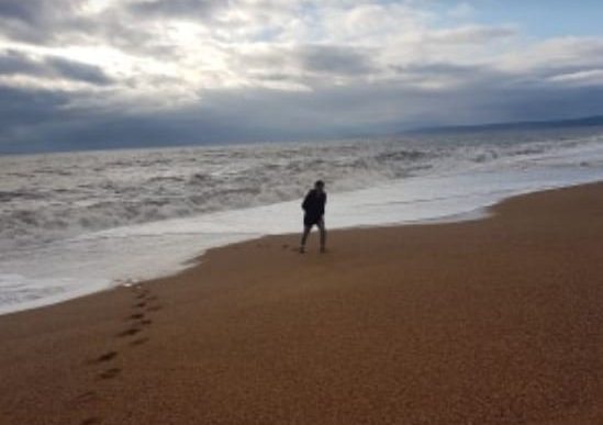 ragazzo-morto-spiaggia