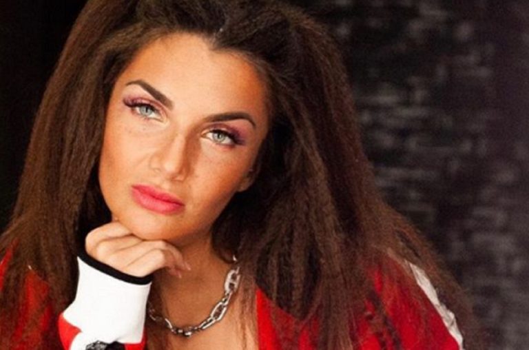 Elettra Lamborghini cambio look