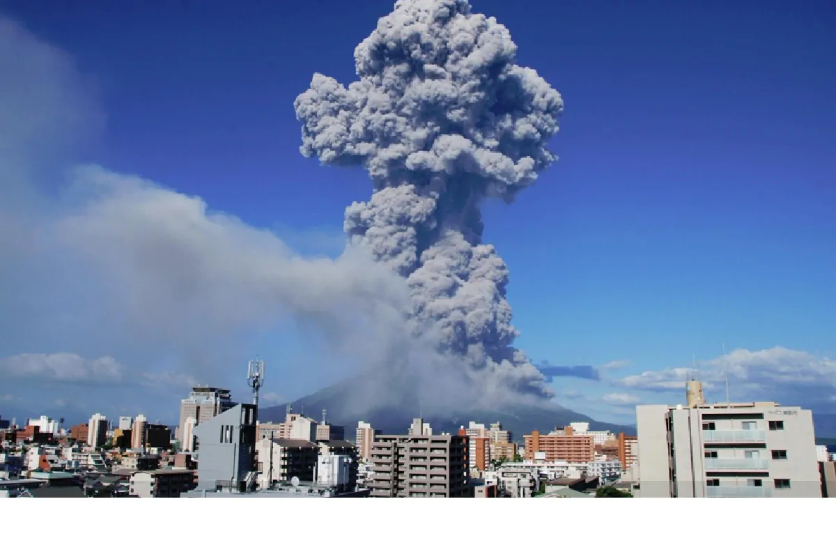 Eruzione vucano Sakurajima