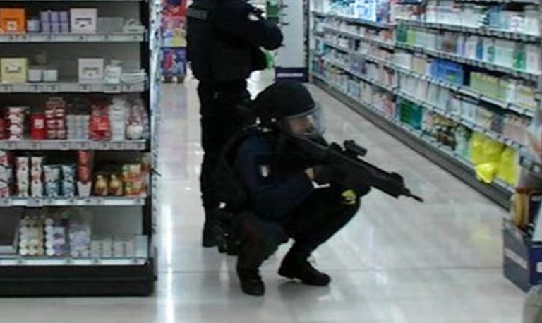 esercitazione-antiterrorismo-esselunga
