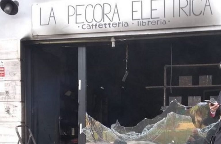 incendio pecora elettrica