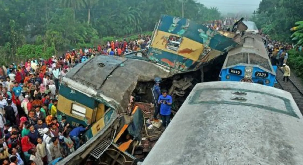 incidente ferroviario in Bangladesh