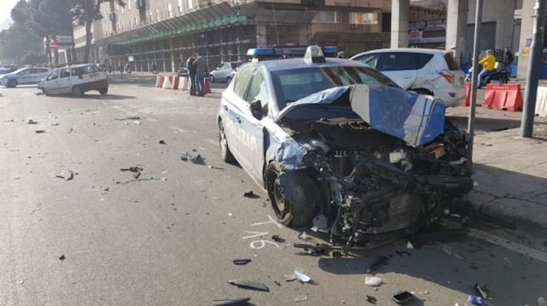 incidente inseguimento polizia napoli