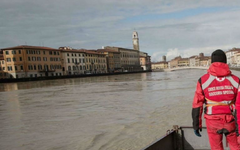 maltempo toscana arno