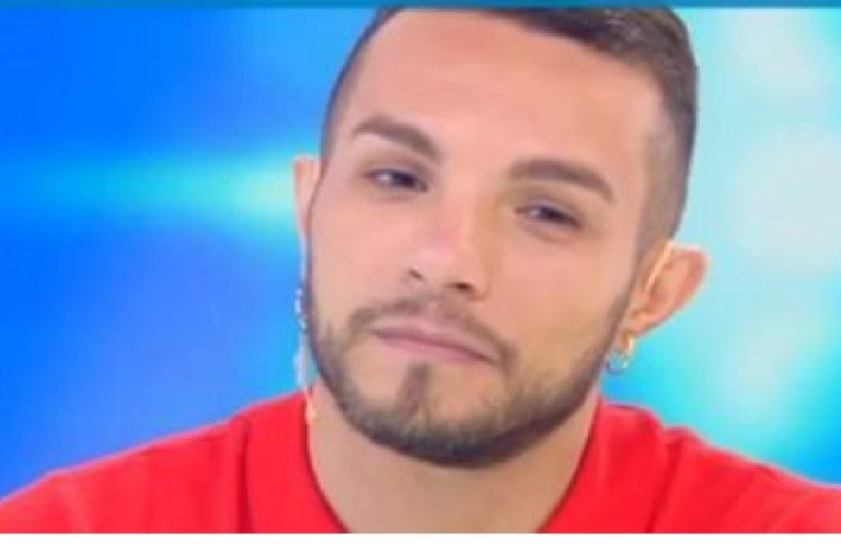 Marco Carta Live non è la D'Urso