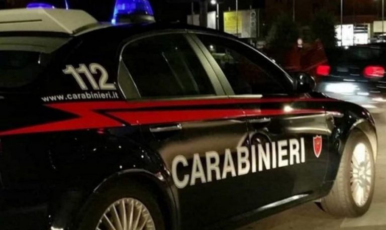marito organizza stupro moglie