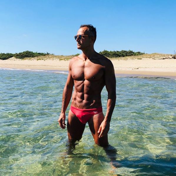 riccardo guarnieri foto in costume instagram