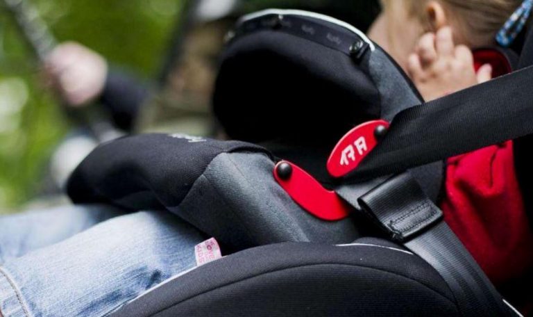 seggiolini auto anti abbandono