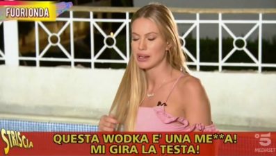 Taylor Mega ubriaca dalla D'Urso