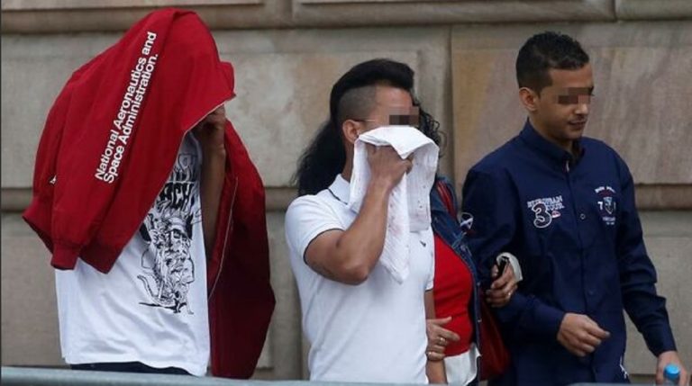 violenza di gruppo