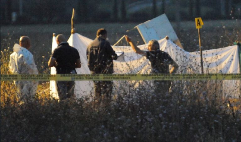 Aereo da turismo precipita per il maltempo: nove morti