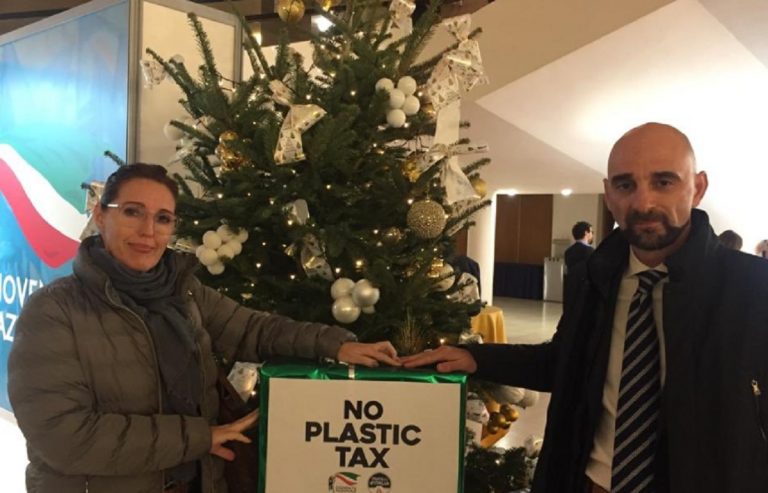 Albero di Natale Fratelli d'Italia