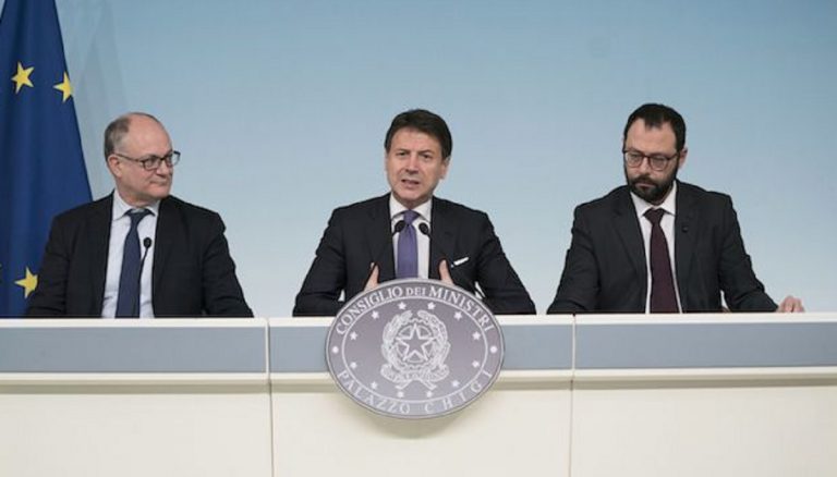 alitalia governo nuovo prestito