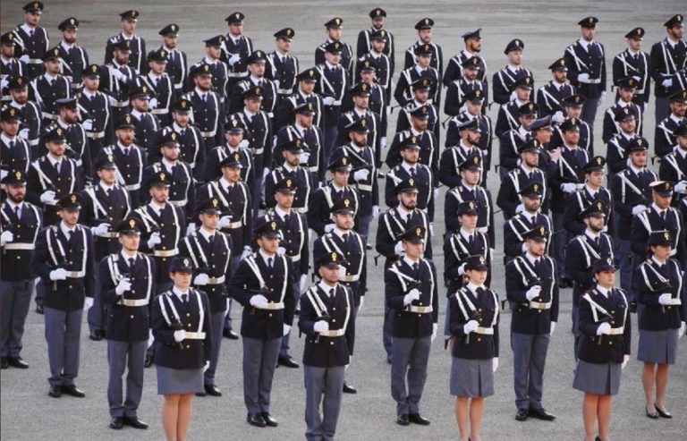 aspiranti allievi agenti polizia manifestazione roma