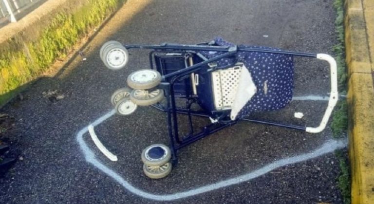 auto investe mamma figlio