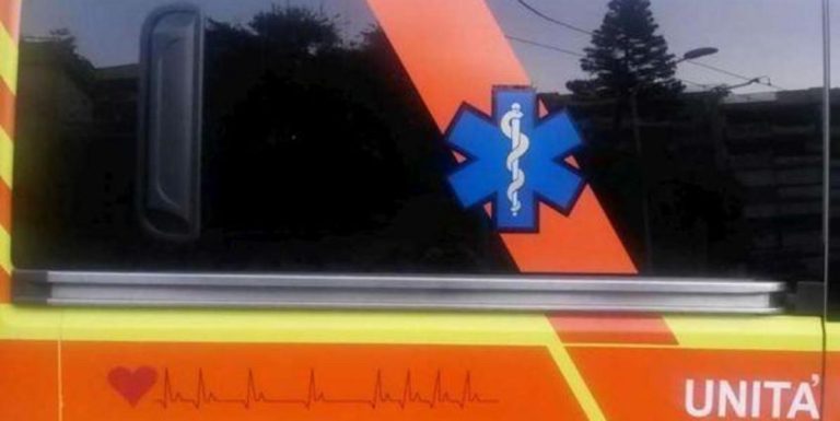 auto si ribalta