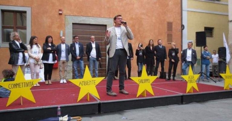 consigliere M5s indagato rapina