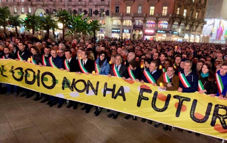 corteo liliana segre milano