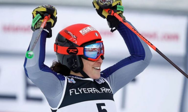 federica brignone vince courchevel