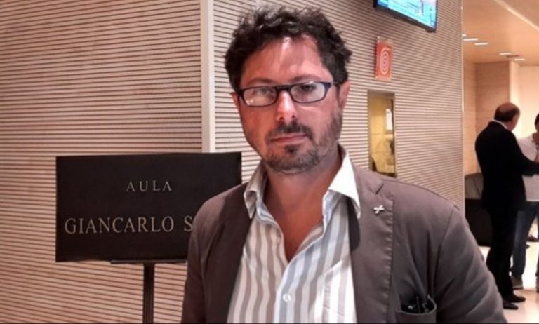 francesco borrelli aggredito