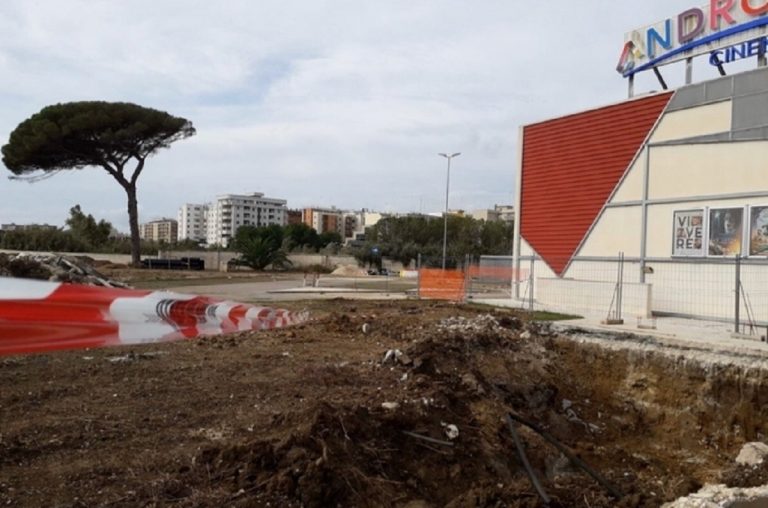 bomba brindisi