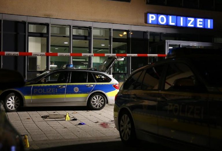 attacco agenti germania