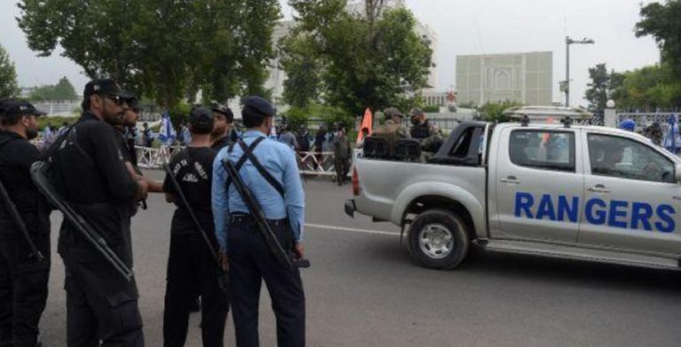 bambina violentata uccisa pakistan