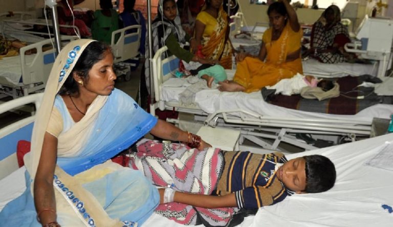 bambini morti ospedale india