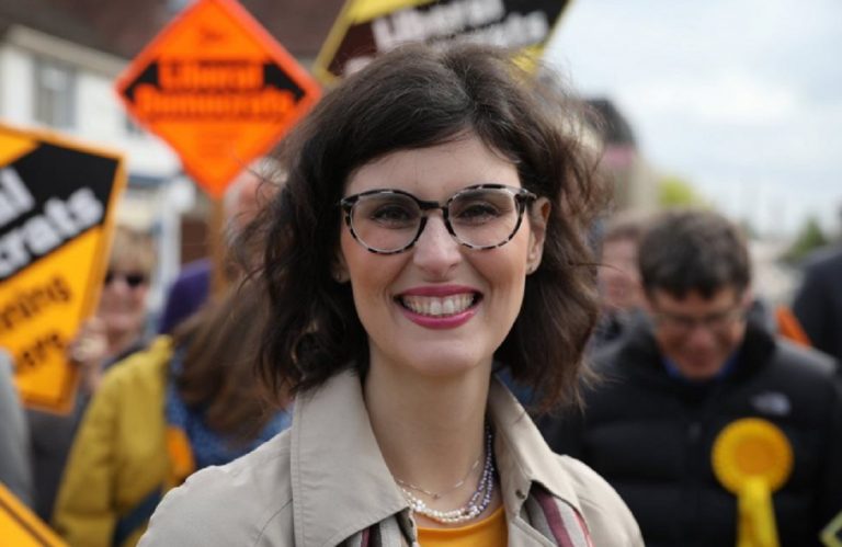 deputata inglese layla moran
